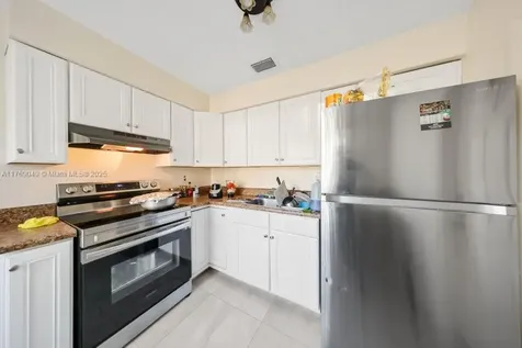 4761 SW 66th Terrace Davie FL 33314