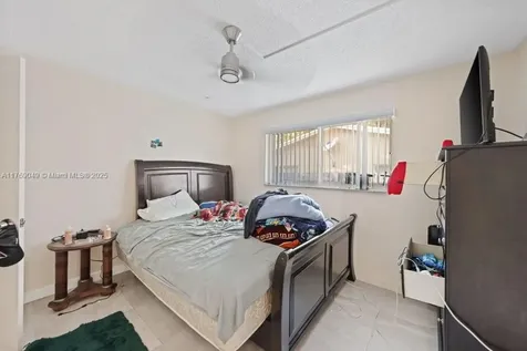 4761 SW 66th Terrace Davie FL 33314