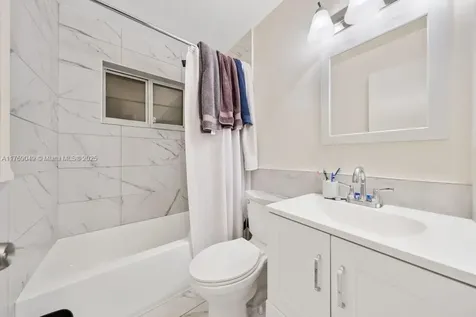 4761 SW 66th Terrace Davie FL 33314