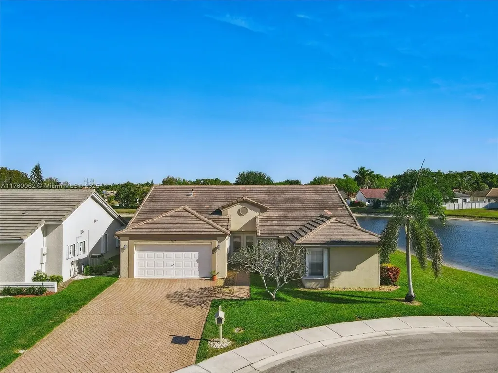 4024 Summer Chase Court Lake Worth FL 33467