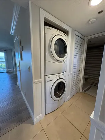 275 Palm Avenue Jupiter FL 33477