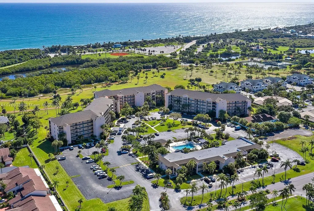 275 Palm Avenue Jupiter FL 33477