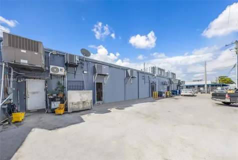 1815 SW 8th Street Miami FL 33135