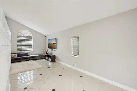 10301 NW 15th Street Plantation FL 33322
