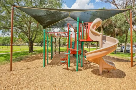 10301 NW 15th Street Plantation FL 33322
