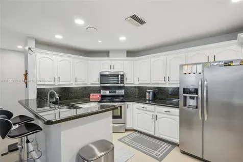 10301 NW 15th Street Plantation FL 33322
