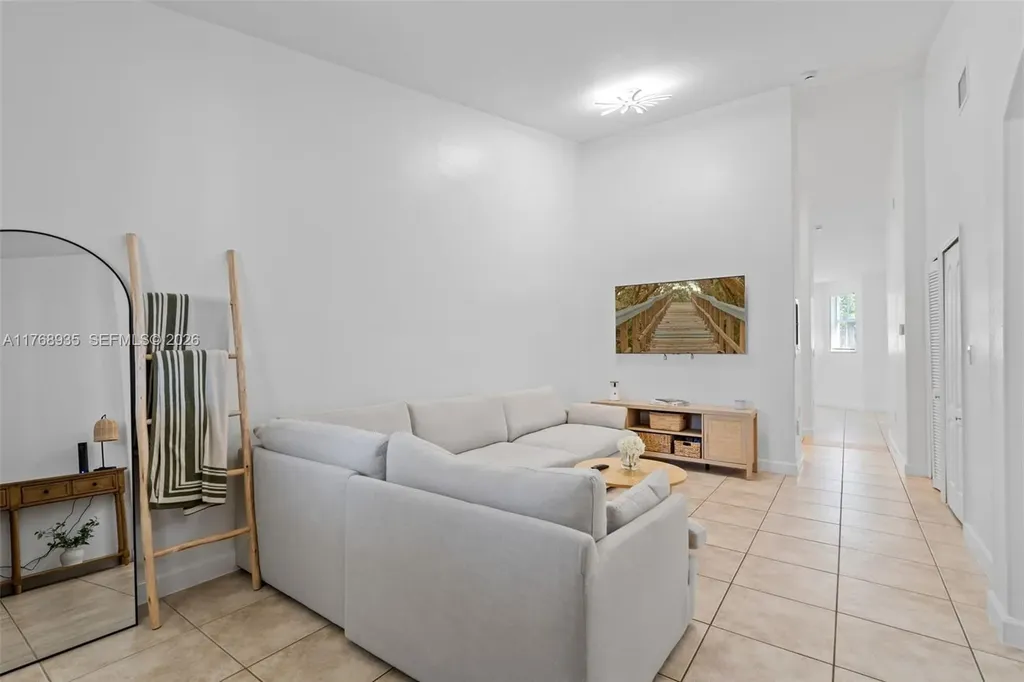 2731 SE 17th Avenue Homestead FL 33035