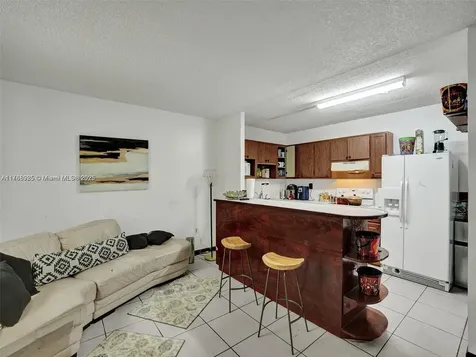 20301 NE 30th Avenue Aventura FL 33180