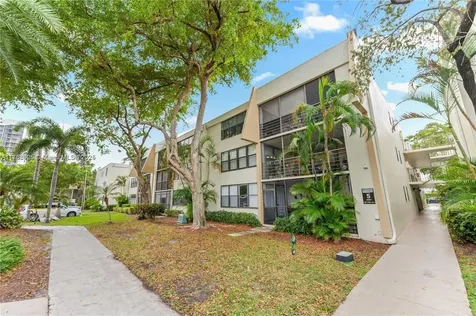 20301 NE 30th Avenue Aventura FL 33180