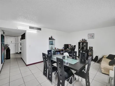 20301 NE 30th Avenue Aventura FL 33180