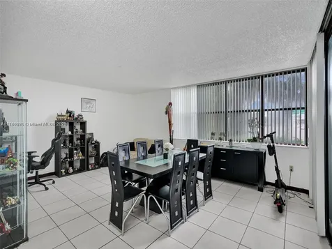 20301 NE 30th Avenue Aventura FL 33180