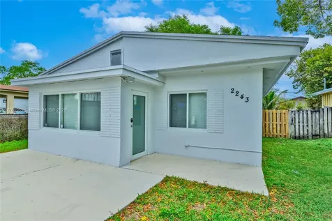 2243 Greene Street Hollywood FL 33020