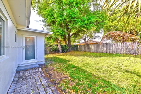 2243 Greene Street Hollywood FL 33020