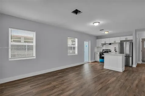 2243 Greene Street Hollywood FL 33020