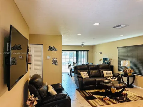 612 NW 17th Avenue Pompano Beach FL 33069