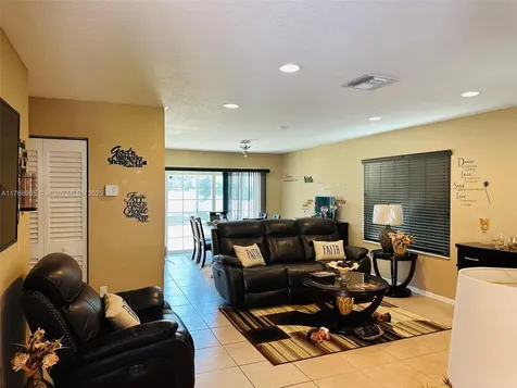 612 NW 17th Avenue Pompano Beach FL 33069