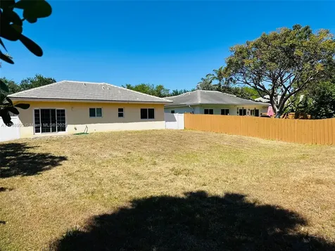 612 NW 17th Avenue Pompano Beach FL 33069