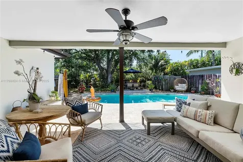 3700 W Park Road Hollywood FL 33021