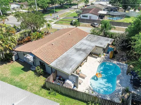 3700 W Park Road Hollywood FL 33021