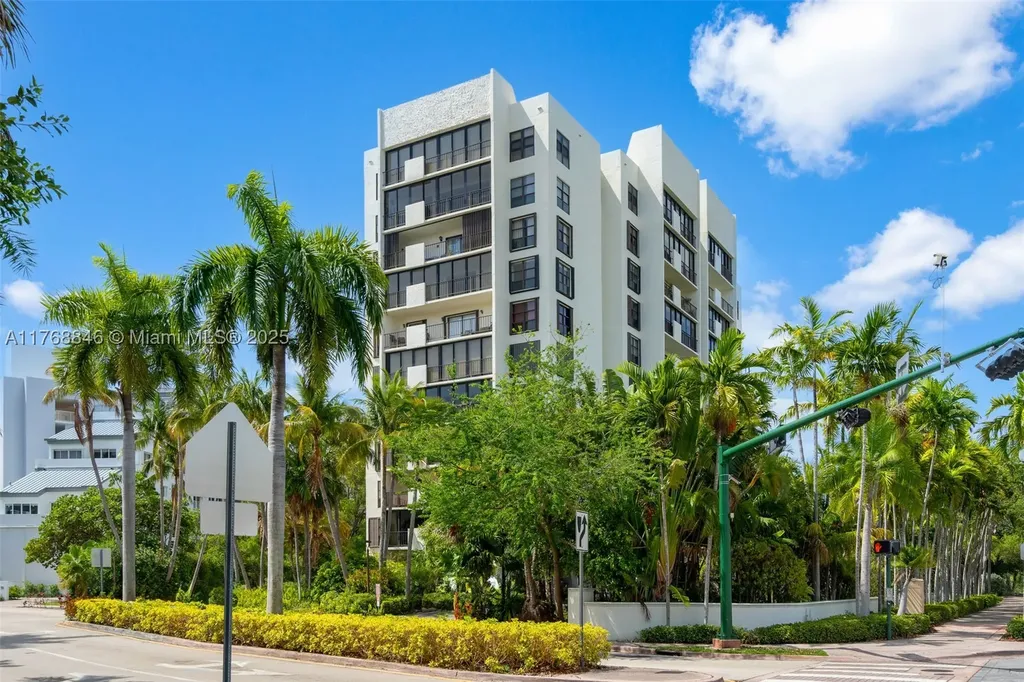 77 Crandon Boulevard Key Biscayne FL 33149