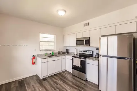 18825 Atlantic Boulevard Sunny Isles Beach FL 33160
