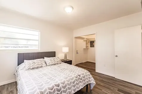 18825 Atlantic Boulevard Sunny Isles Beach FL 33160