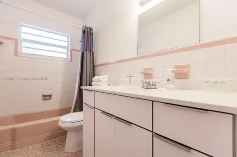 18825 Atlantic Boulevard Sunny Isles Beach FL 33160
