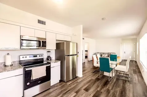18825 Atlantic Boulevard Sunny Isles Beach FL 33160