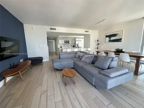 2600 E Hallandale Beach Boulevard Hallandale Beach FL 33009