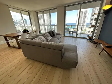 2600 E Hallandale Beach Boulevard Hallandale Beach FL 33009