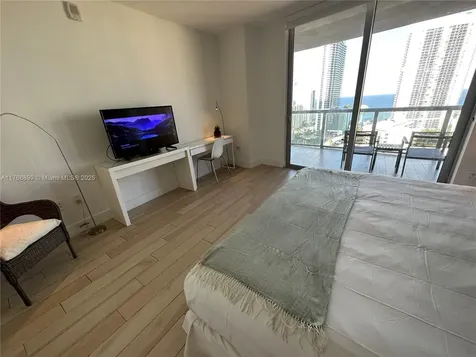 2600 E Hallandale Beach Boulevard Hallandale Beach FL 33009