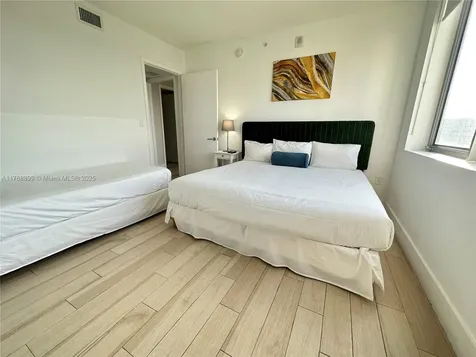 2600 E Hallandale Beach Boulevard Hallandale Beach FL 33009