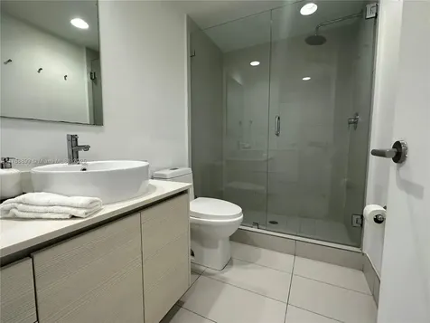 2600 E Hallandale Beach Boulevard Hallandale Beach FL 33009