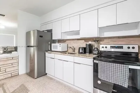 18815 Atlantic Boulevard Sunny Isles Beach FL 33160