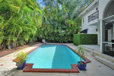 2115 Country Club Prado Coral Gables FL 33134