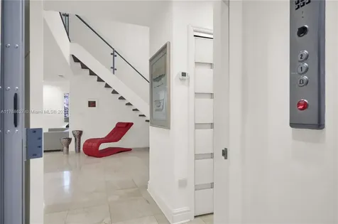 2115 Country Club Prado Coral Gables FL 33134