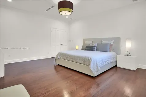 2115 Country Club Prado Coral Gables FL 33134