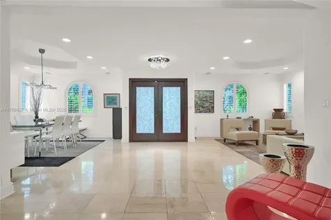 2115 Country Club Prado Coral Gables FL 33134