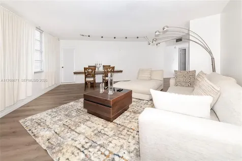 2750 NE 183rd Street Aventura FL 33160