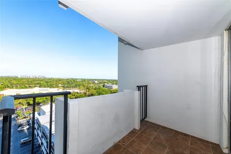 2750 NE 183rd Street Aventura FL 33160