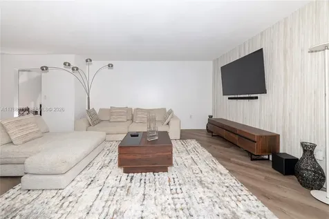 2750 NE 183rd Street Aventura FL 33160