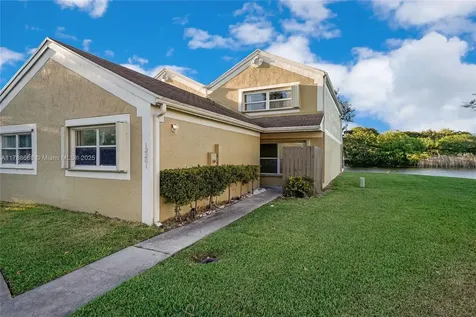 12261 NW 15th Street Pembroke Pines FL 33026
