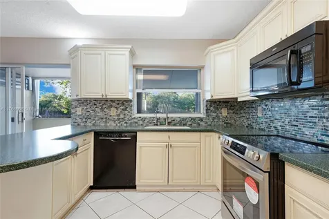 12261 NW 15th Street Pembroke Pines FL 33026
