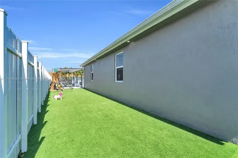 27530 SW 135th Avenue Road Homestead FL 33032