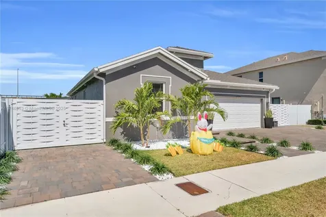 27530 SW 135th Avenue Road Homestead FL 33032