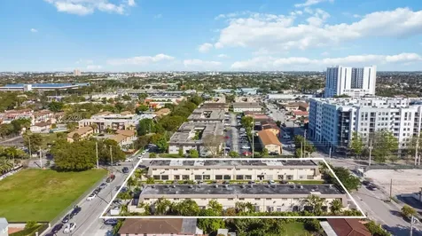 10904 SW 2nd Sweetwater FL 33174