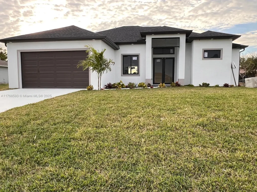 2122 NE 14th Place Cape Coral FL 33909