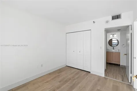 20505 E Country Club Drive Aventura FL 33180