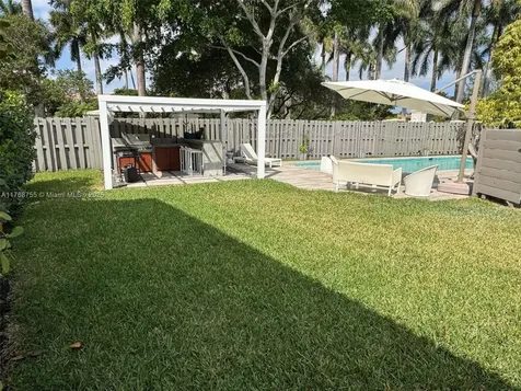 3198 NW 98th Court Doral FL 33172