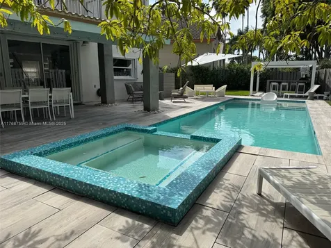 3198 NW 98th Court Doral FL 33172